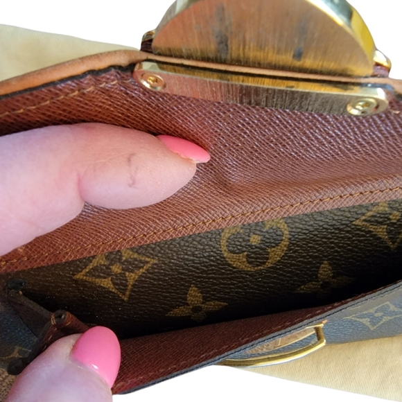 LOUIS VUITTON |  Astrid Long Wallet Clutch Monogram - Picture 5 of 16